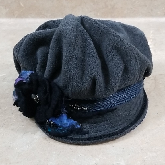 Hat - Picture 1 of 3